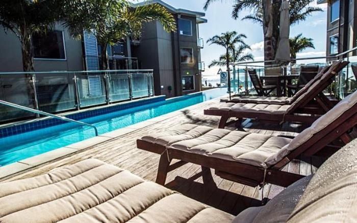 Edgewater Palms Apartments