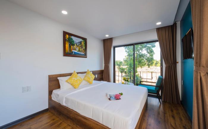 LENA HOMESTAY
