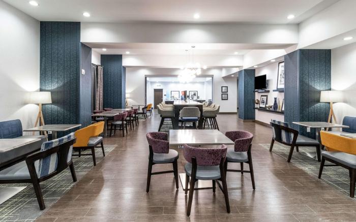 Hampton Inn Locust Grove, GA