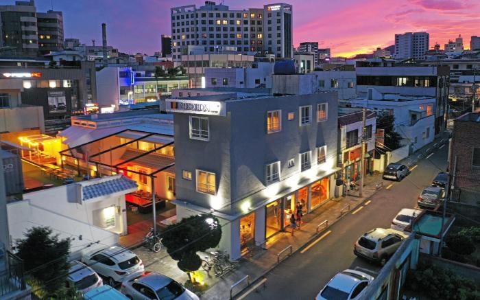 MIDO Hostel