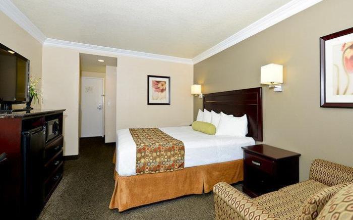 Best Western Woodland Hills Inn