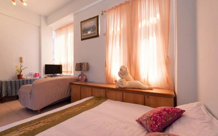 Han Lu Ching Bed and Breakfast