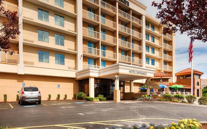 Best Western  Plus Waltham Boston