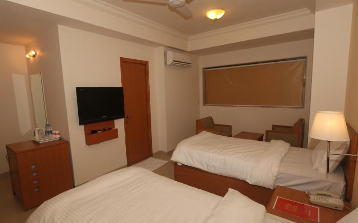 Ginger Hotel Thane