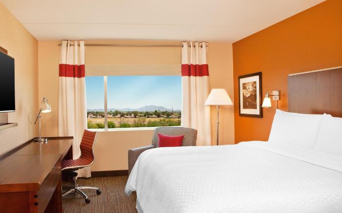 Four Points by Sheraton at Phoenix Mesa Gateway Airport