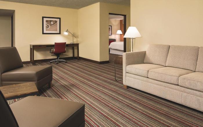 Four Points by Sheraton Bentonville