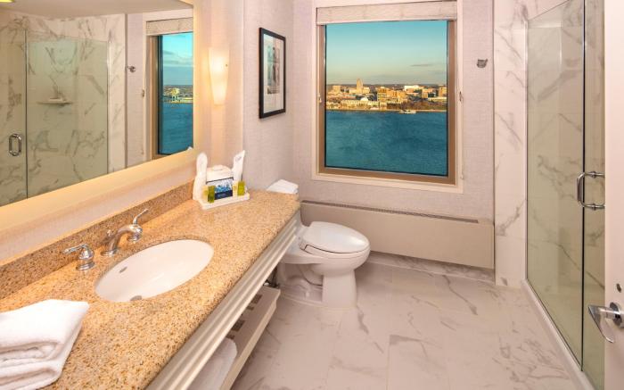 Hilton Philadelphia at Penn's Landing
