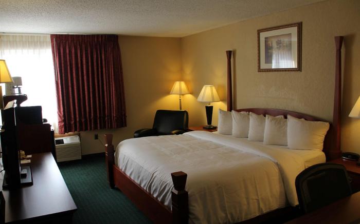 Best Western Plus Wooster Hotel & Conference Center