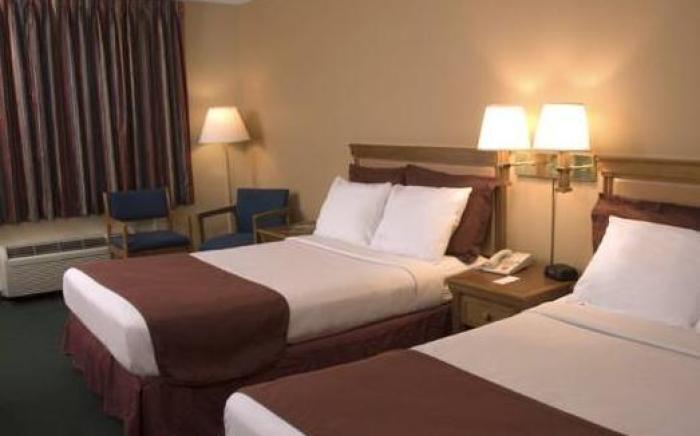 Econo Lodge Springfield I-44