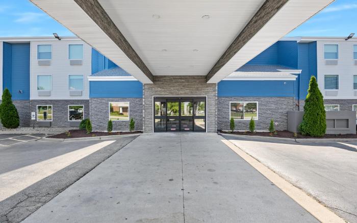 AmericInn by Wyndham Urbana/Champaign University Area