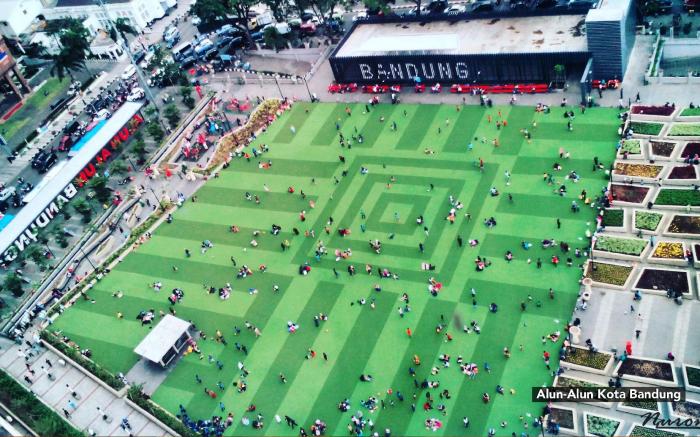 Bantal Guling Alun Alun Bandung