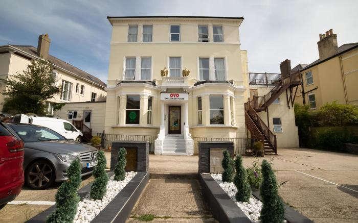 OYO Eagle House Hotel, St Leonards Hastings
