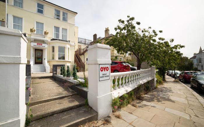 OYO Eagle House Hotel, St Leonards Hastings