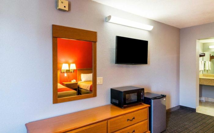 Econo Lodge Wichita Falls Downtown