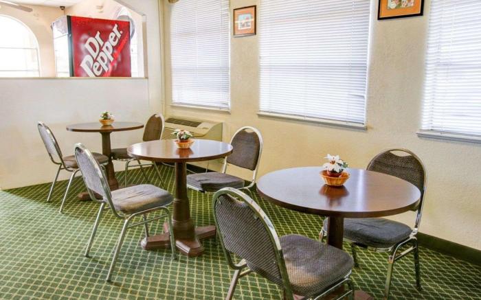 Econo Lodge Temple