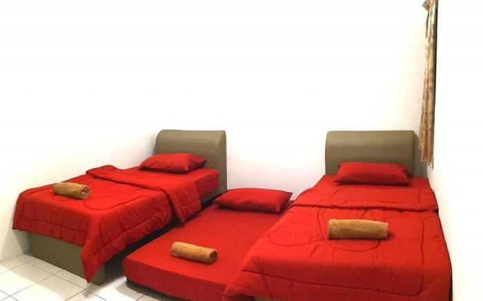 Izzanial Homestay