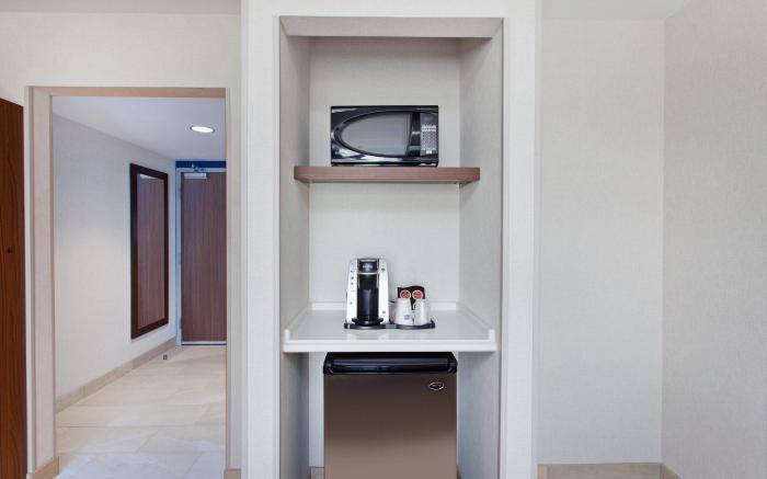 Holiday Inn Express West Los Angeles By IHG