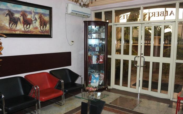 Albert Suites