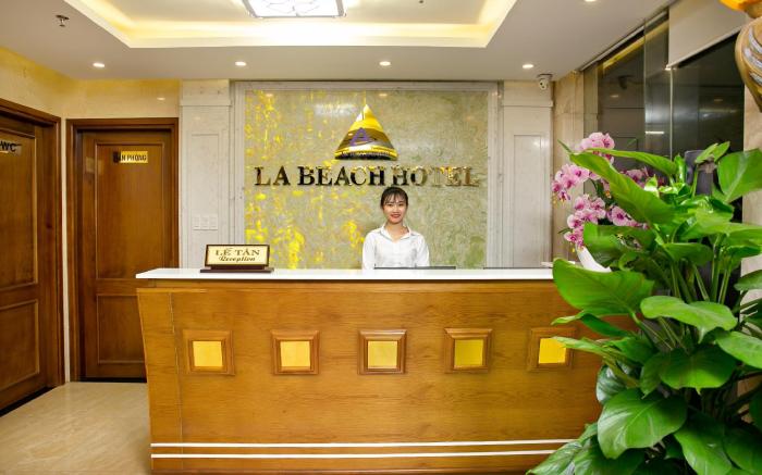 LA BEACH HOTEL