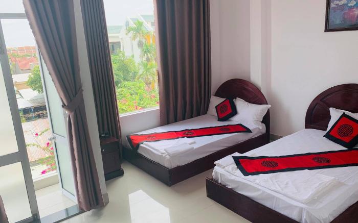 SAM SAM HOSTEL