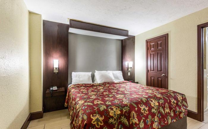 Rodeway Inn & Suites Houston near Medical Center