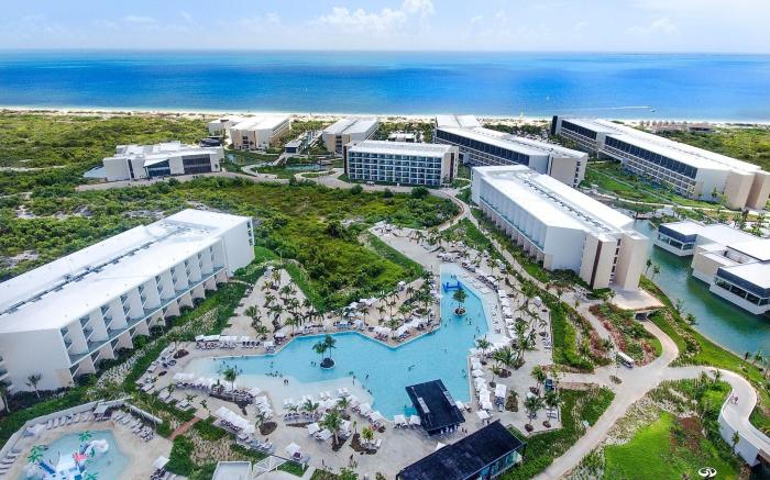 Family Selection at Grand Palladium Select Costa Mujeres - All Inclusive