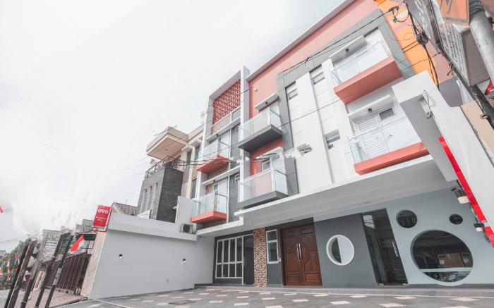 Super OYO 1487 Residence Khoe