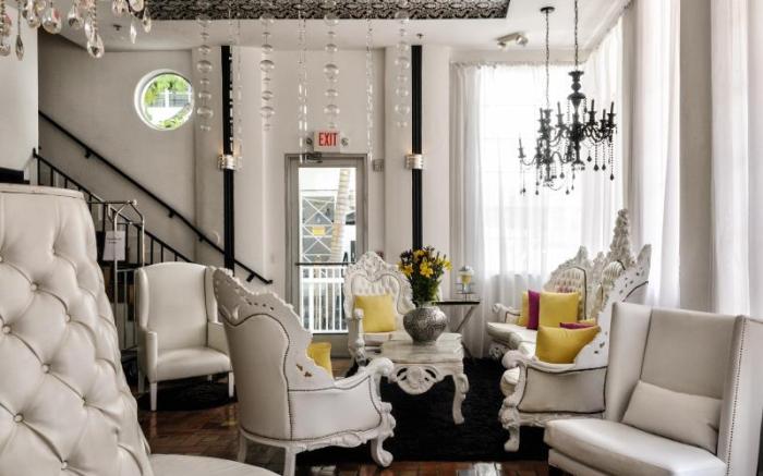 Whitelaw Hotel