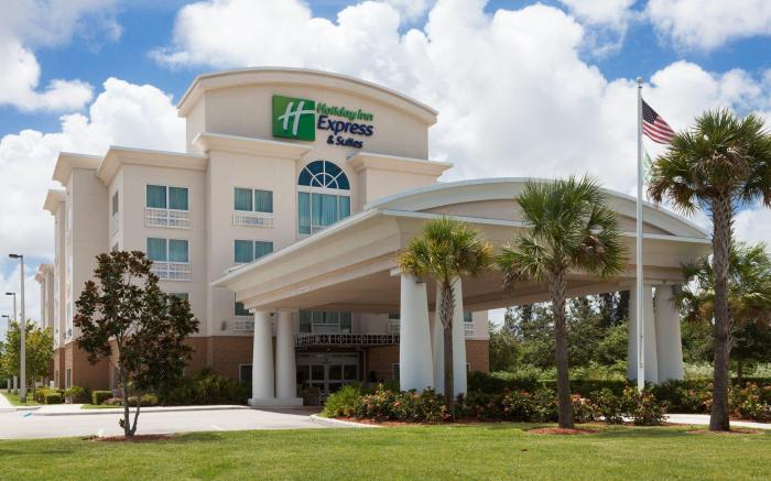 Holiday Inn Express Hotel & Suites Fort Pierce West By IHG