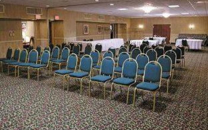 Days Inn by Wyndham Plattsburgh