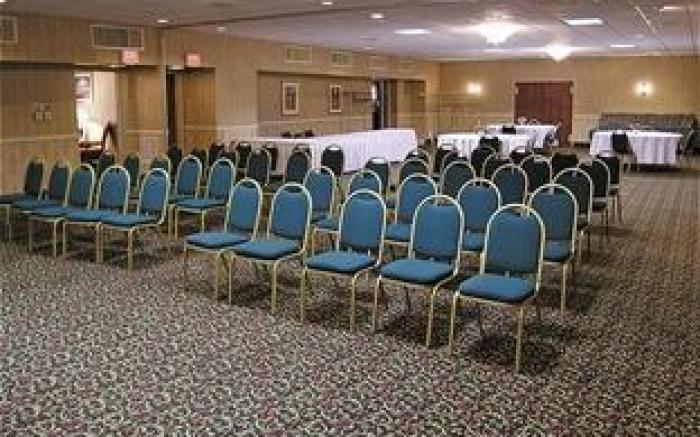 Days Inn by Wyndham Plattsburgh