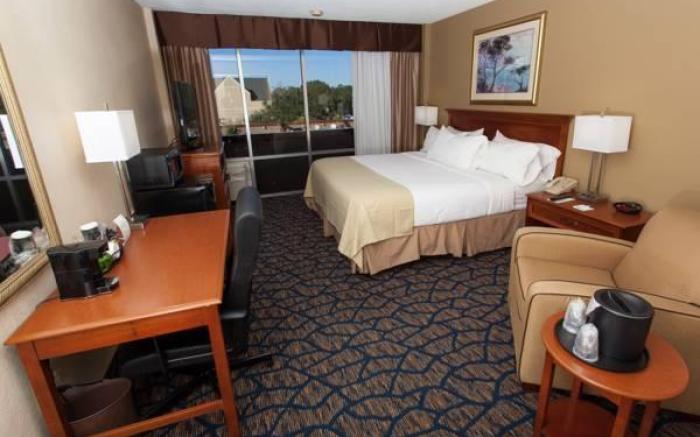 Holiday Inn Gainesville-University Center By IHG