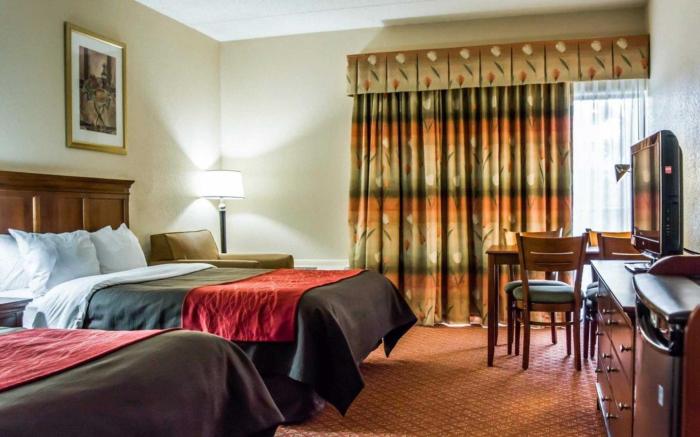Baymont by Wyndham Bonita Springs