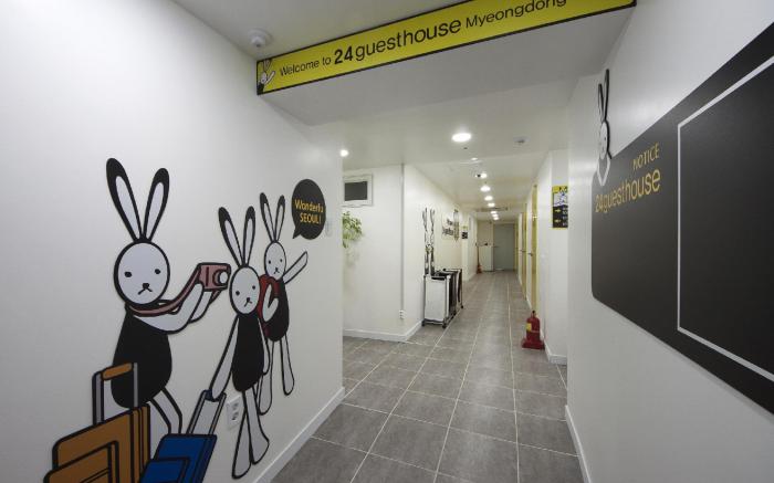 24 guesthouse Myeongdong Town