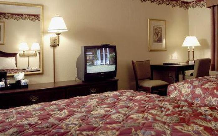 Country Inn & Suites by Radisson, Indianapolis Airport South, IN