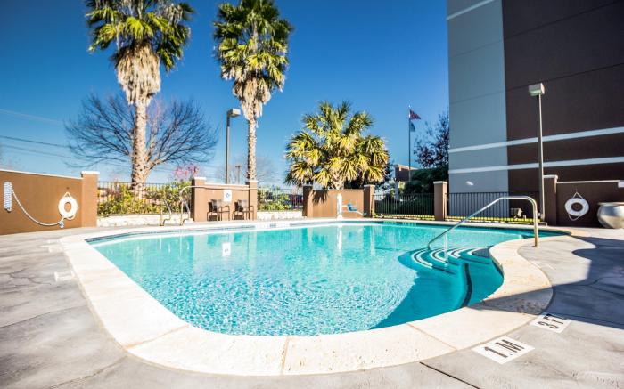 Atwell Suites Austin Airport By IHG