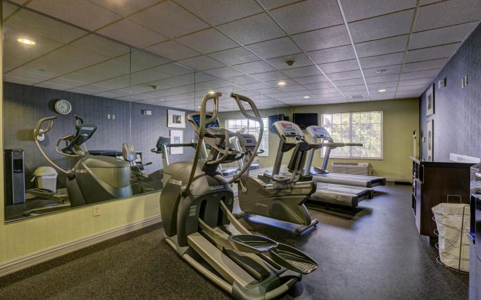 Holiday Inn Milwaukee Airport By IHG