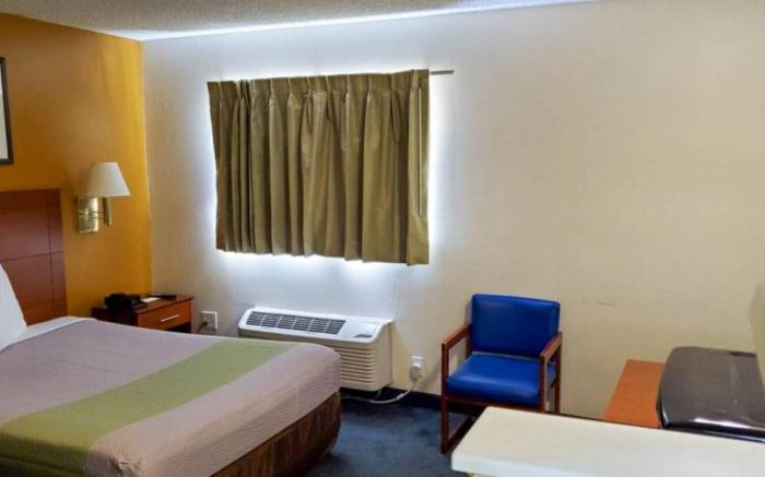 Motel6 Richmond, VA - I-64 West
