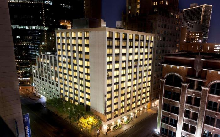 Embassy Suites by Hilton Fort Worth Downtown