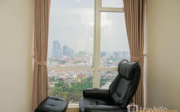 Elegant Studio @Menteng Park Apartment By Travelio