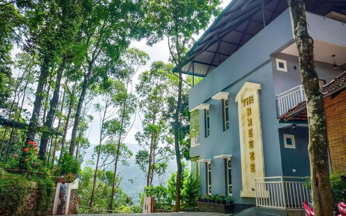 The Breeze Resort munnar