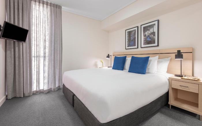 Oaks Brisbane Festival Suites