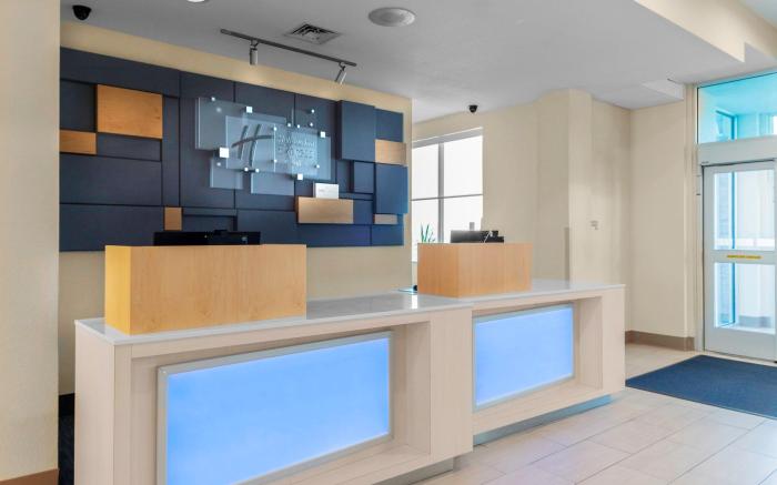 Holiday Inn Express And Suites Leander By IHG