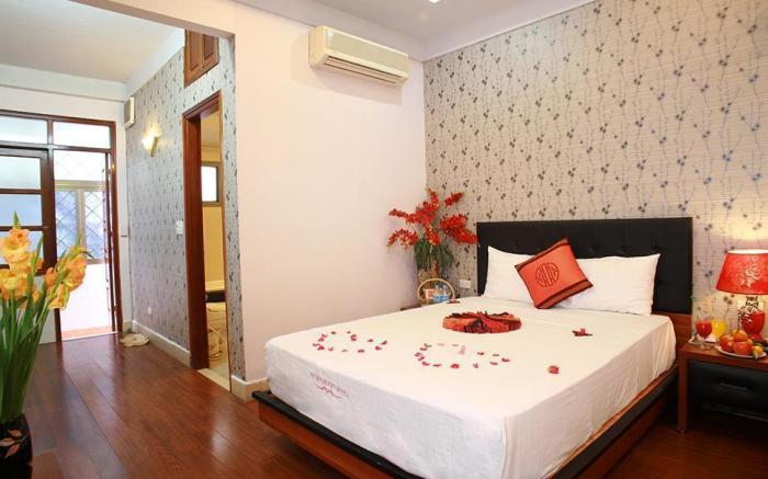 Urban Alley Hotel