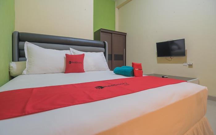RedDoorz near Lapangan Tenis Balikpapan