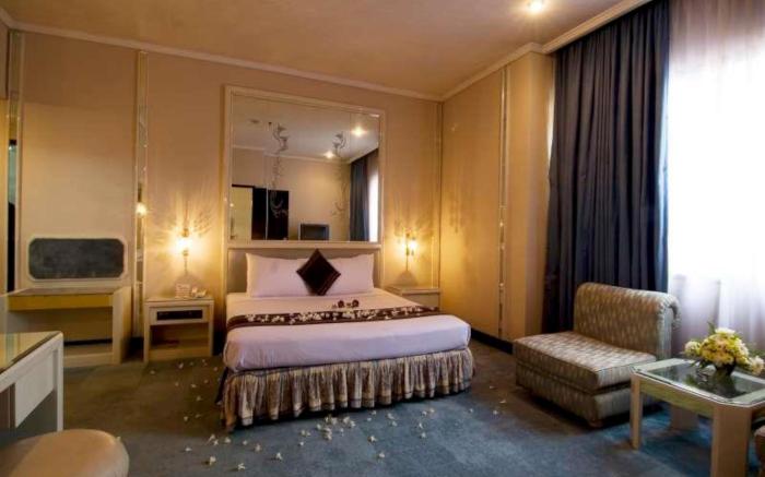 Regent's Park Hotel