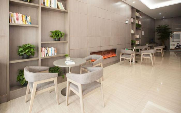 GYA Jiaxing Tongxiang City Century Avenue Hotel