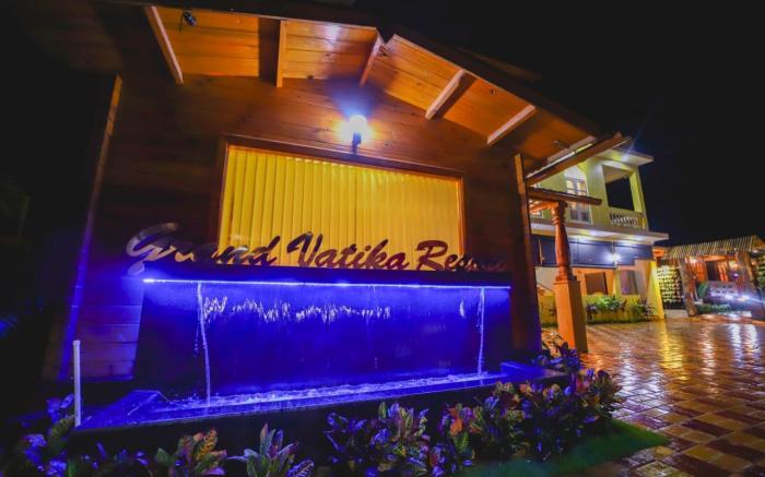 Grand Vatika Resort