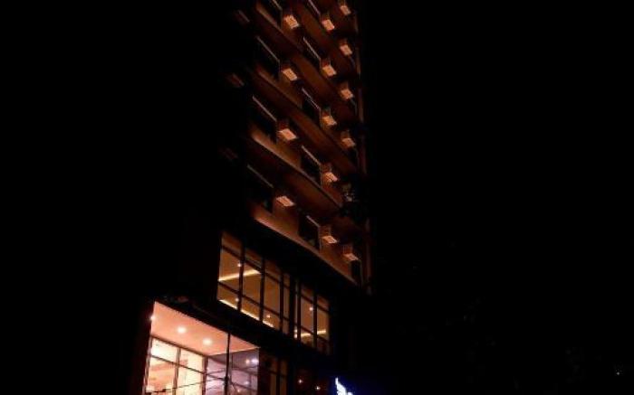 Griffin Hotel and Suites