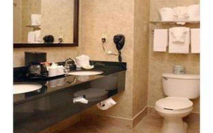 Galleria Palms Orlando - Free Theme Park Shuttles